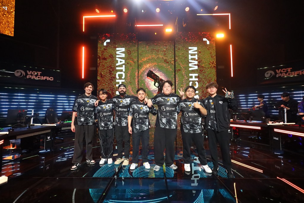 Rex Regum Qeon Take Down DetonatioN FocusMe in 2-0&nbsp;Stomping