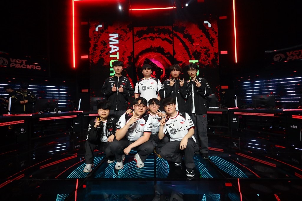 T1 Complete Reverse Sweep on Gen.G Beating Them&nbsp;2-1