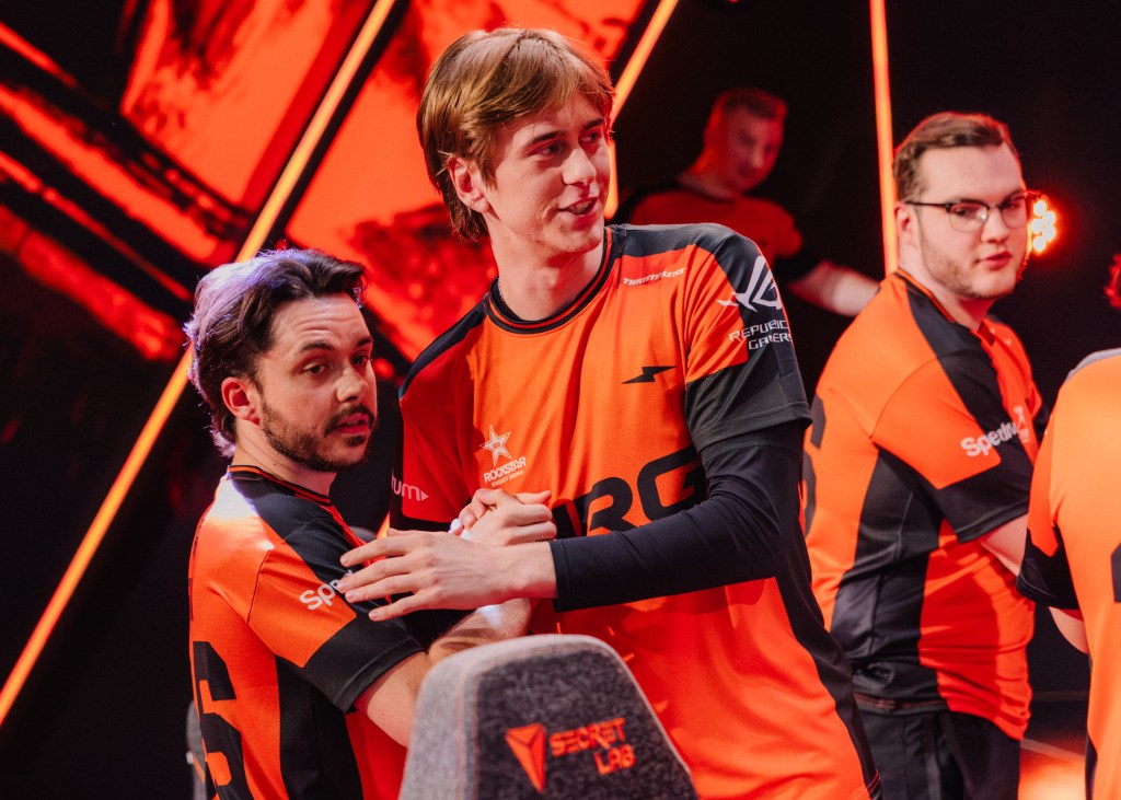 NRG Cruise Past 100 Thieves 2-0 To Regain&nbsp;Form