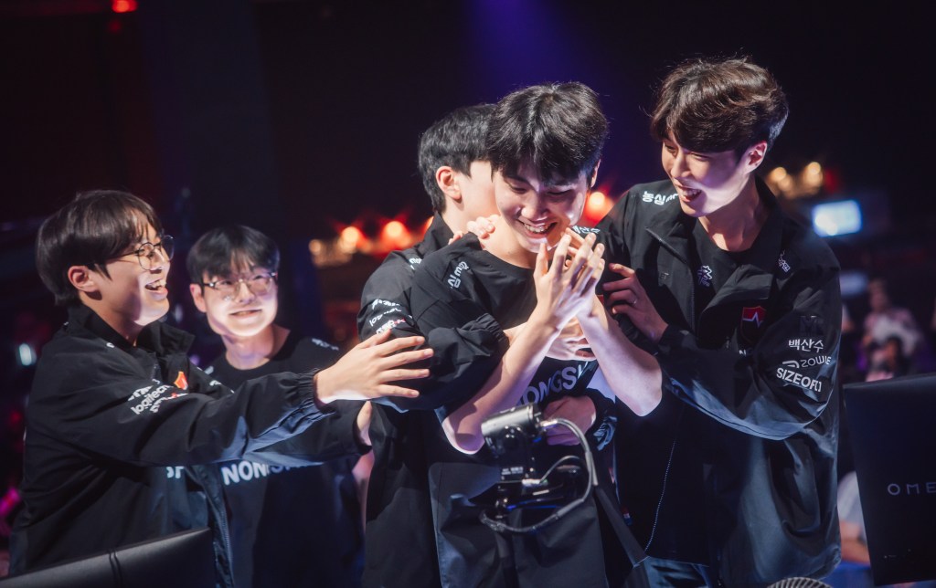 Nongshim RedForce Continue Unbeaten Streak with 2-1 Victory Over G2